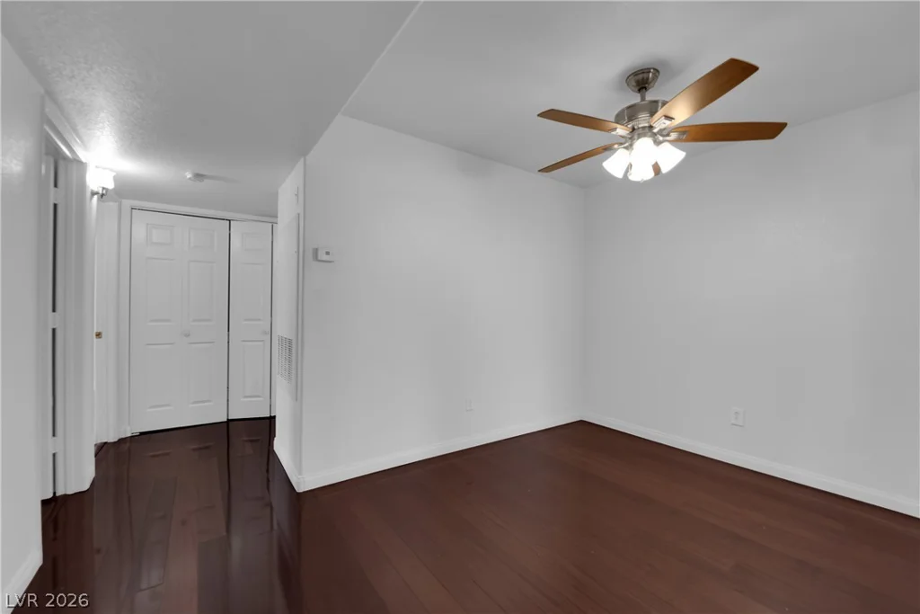 2725 Nellis, Las Vegas, NV 89121