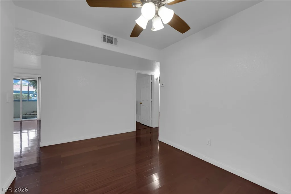 2725 Nellis, Las Vegas, NV 89121