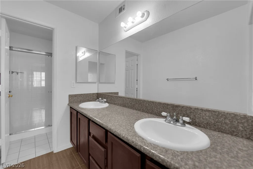 2725 Nellis, Las Vegas, NV 89121
