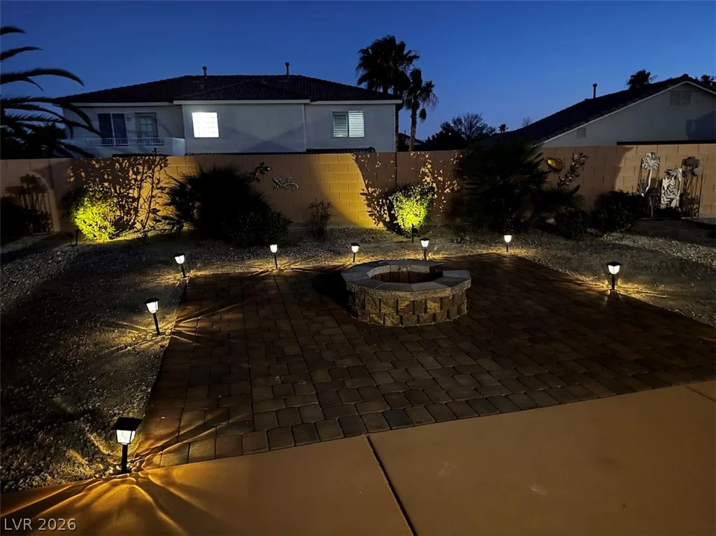 1901 Little Bow, North Las Vegas, NV 89084