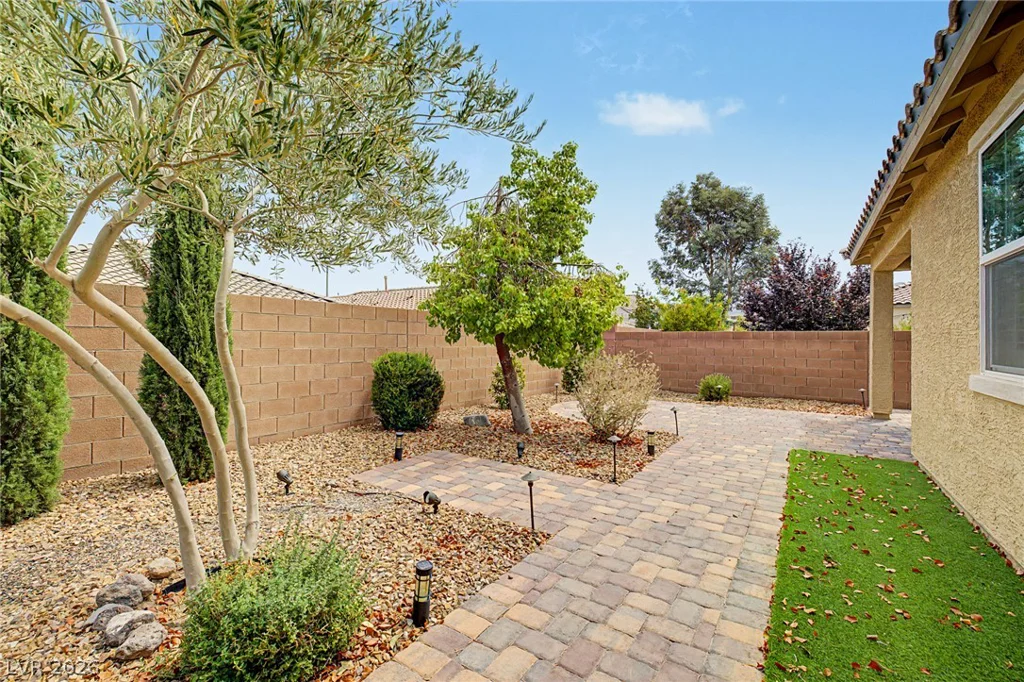 2936 Duverney, Henderson, NV 89044
