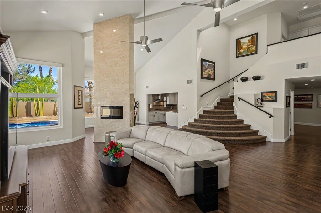 7629 Painted Dunes, Las Vegas, NV 89149