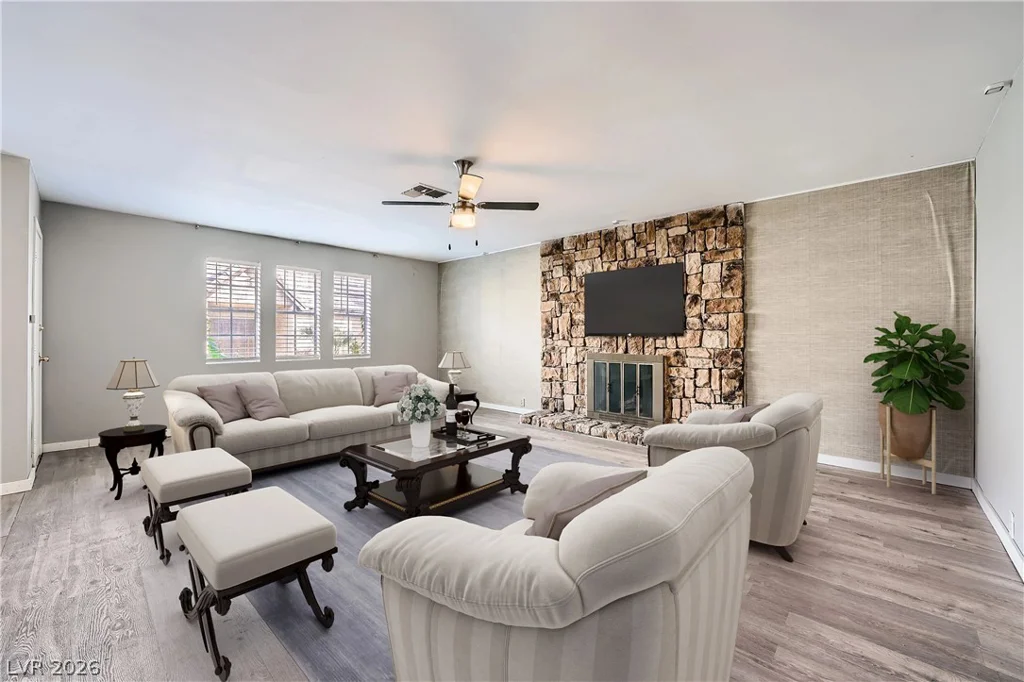 3954 Edgemoor, Las Vegas, NV 89121