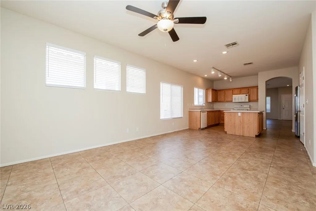 7833 Pinnochio, Las Vegas, NV 89131