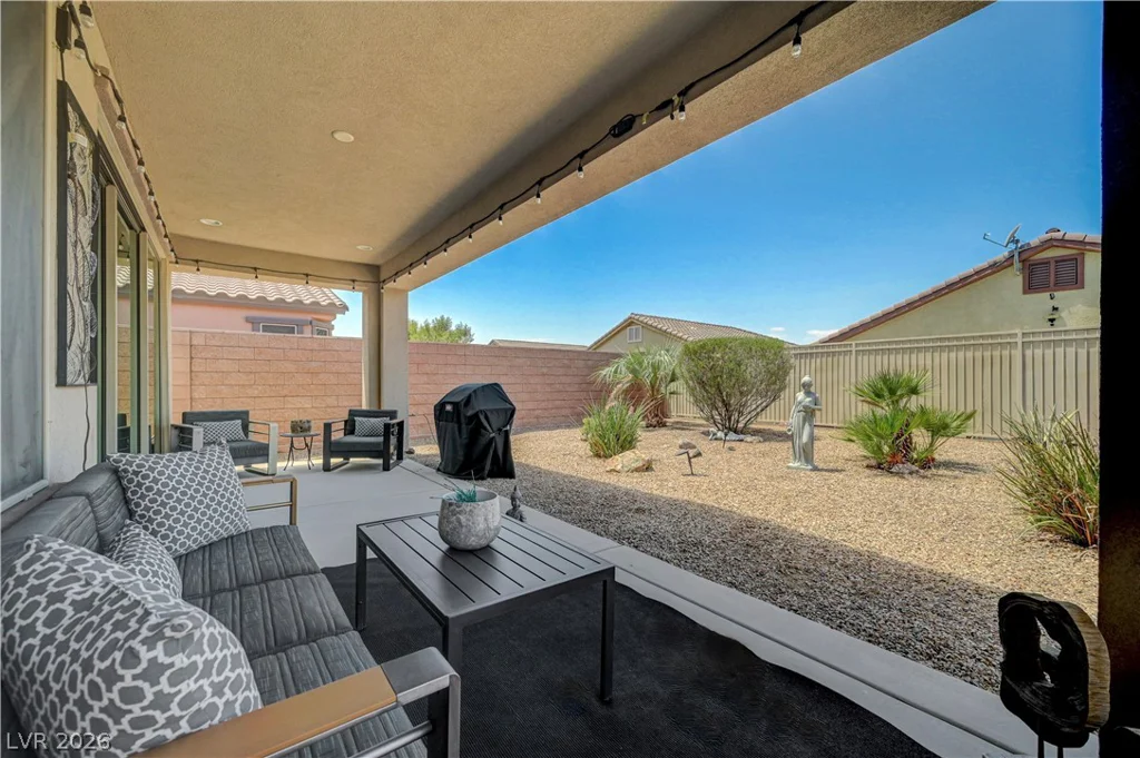 5817 Summit Greens, North Las Vegas, NV 89081