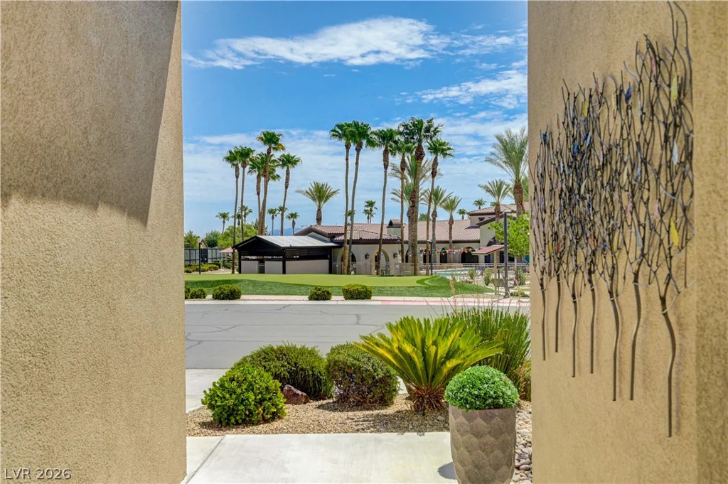 5817 Summit Greens, North Las Vegas, NV 89081