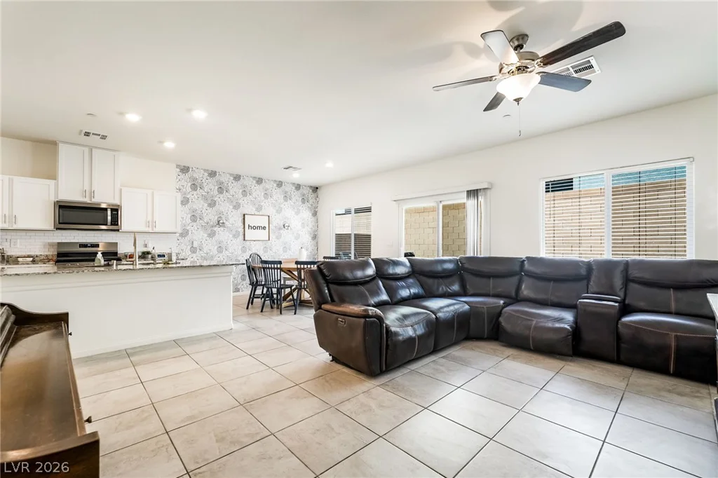 1087 Gentle Swan, Henderson, NV 89011