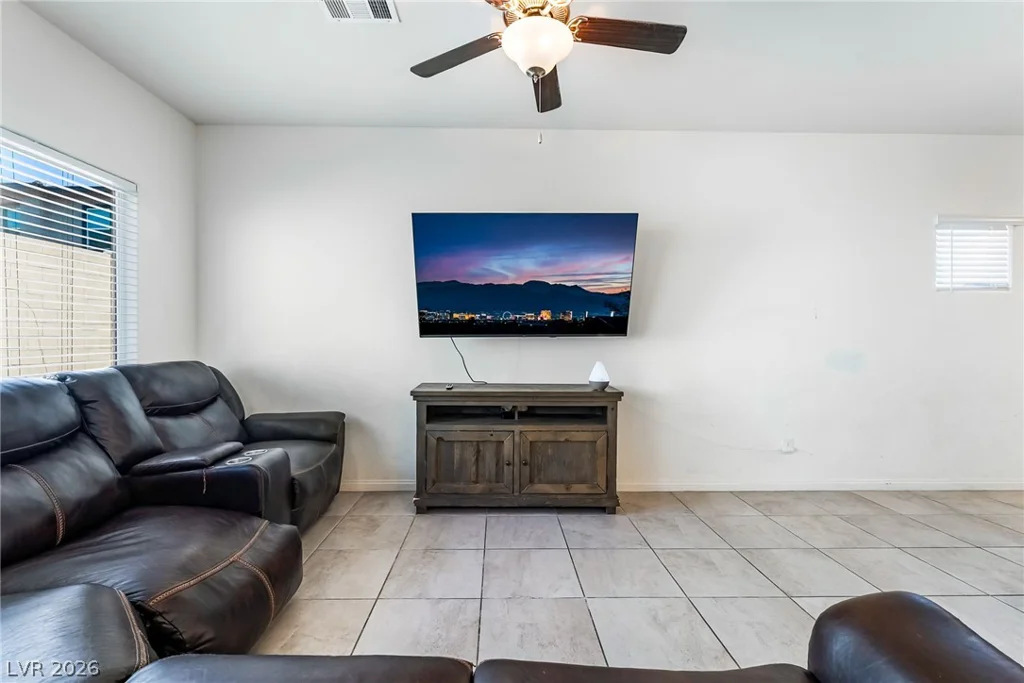 1087 Gentle Swan, Henderson, NV 89011
