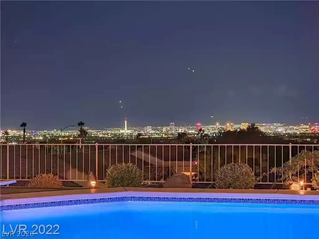 2728 Faiss, Las Vegas, NV 89134