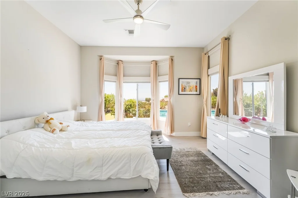 2728 Faiss, Las Vegas, NV 89134