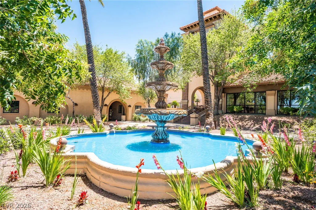 2728 Faiss, Las Vegas, NV 89134