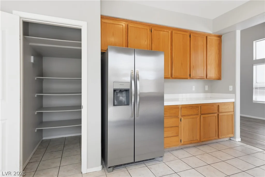 9221 Valador, Las Vegas, NV 89129