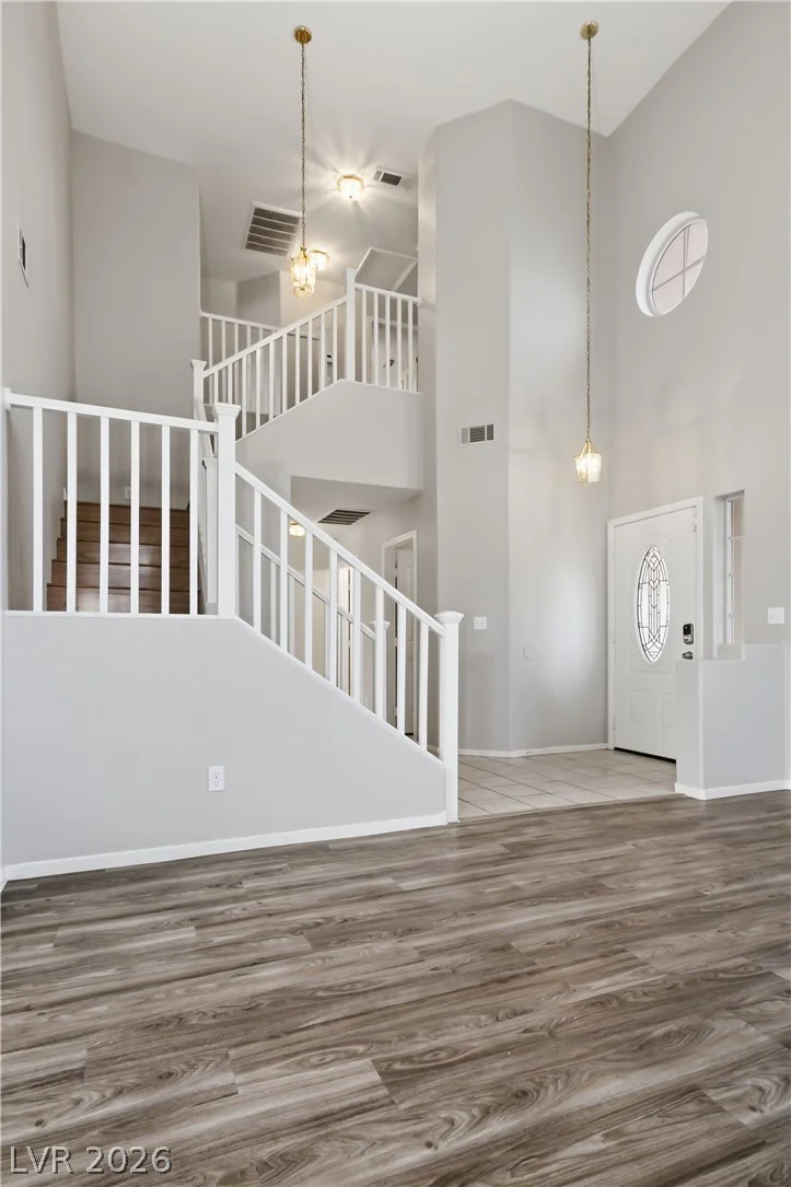 9221 Valador, Las Vegas, NV 89129