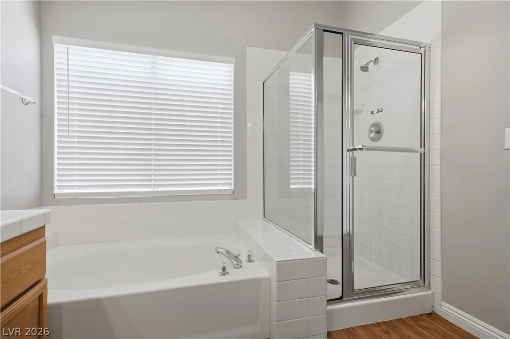 9221 Valador, Las Vegas, NV 89129