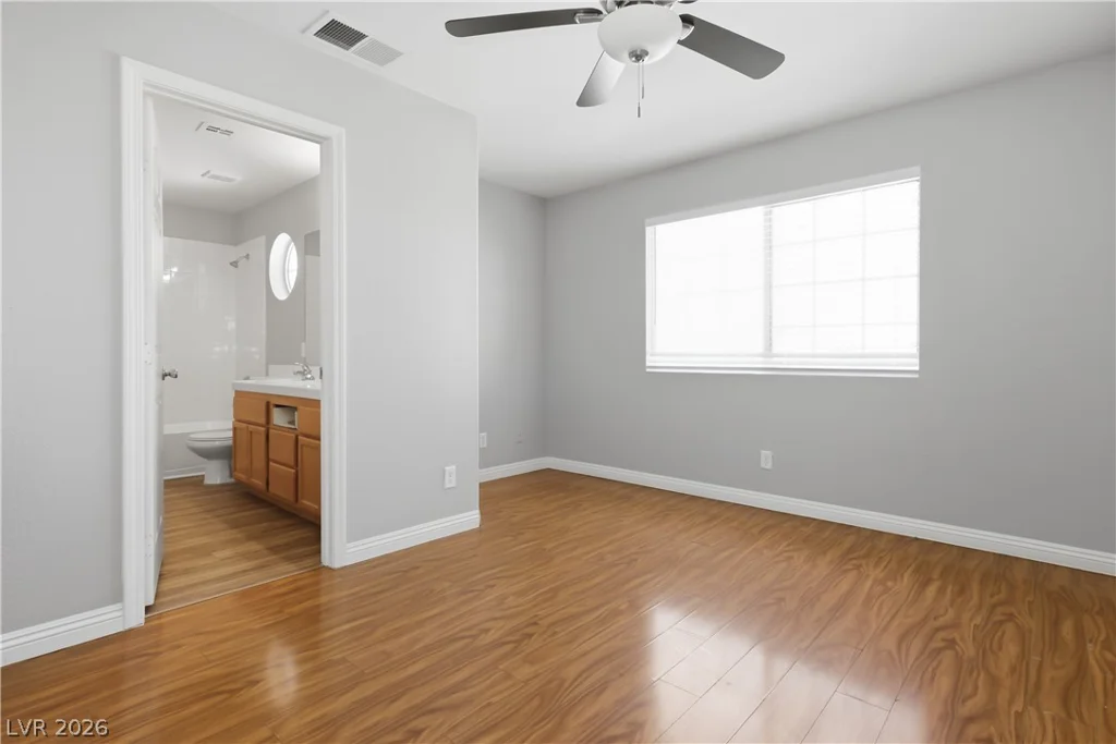 9221 Valador, Las Vegas, NV 89129