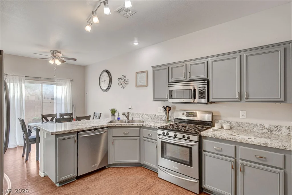 1438 Summer Glow, Henderson, NV 89012