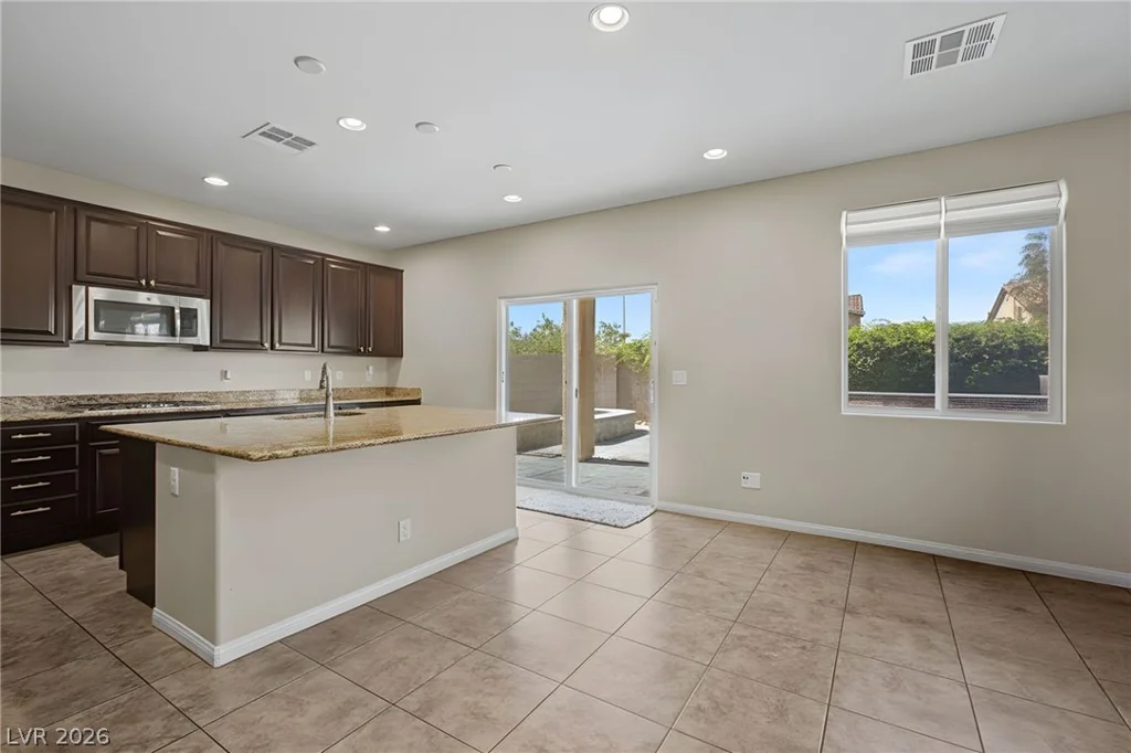 7794 Lovely Squaw, Las Vegas, NV 89179