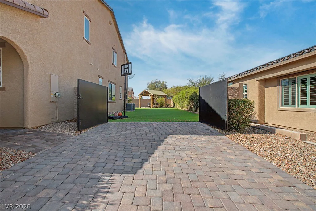7794 Lovely Squaw, Las Vegas, NV 89179