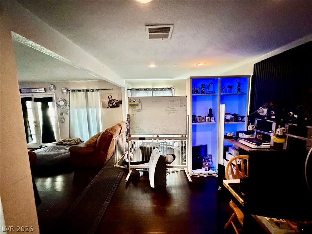 1114 Ramona, Las Vegas, NV 89106