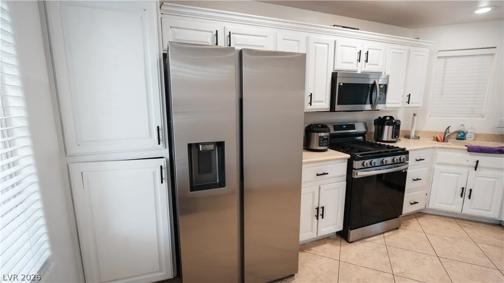 5087 Penryn, Las Vegas, NV 89139