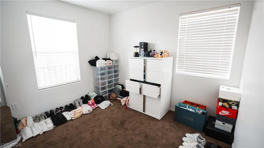 5087 Penryn, Las Vegas, NV 89139