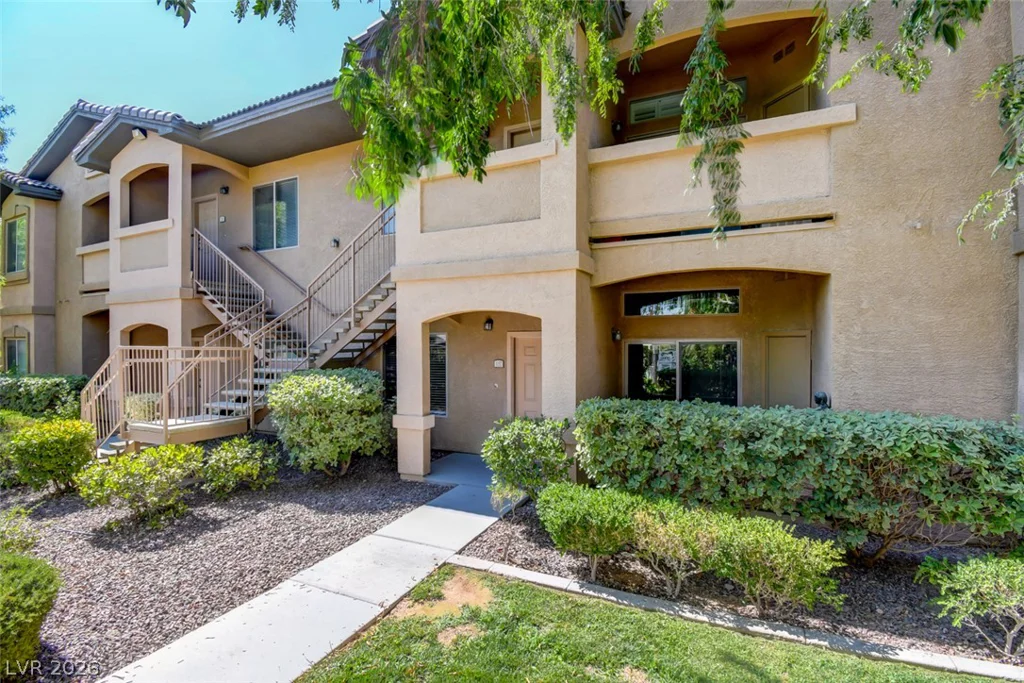 8985 Durango, Las Vegas, NV 89113