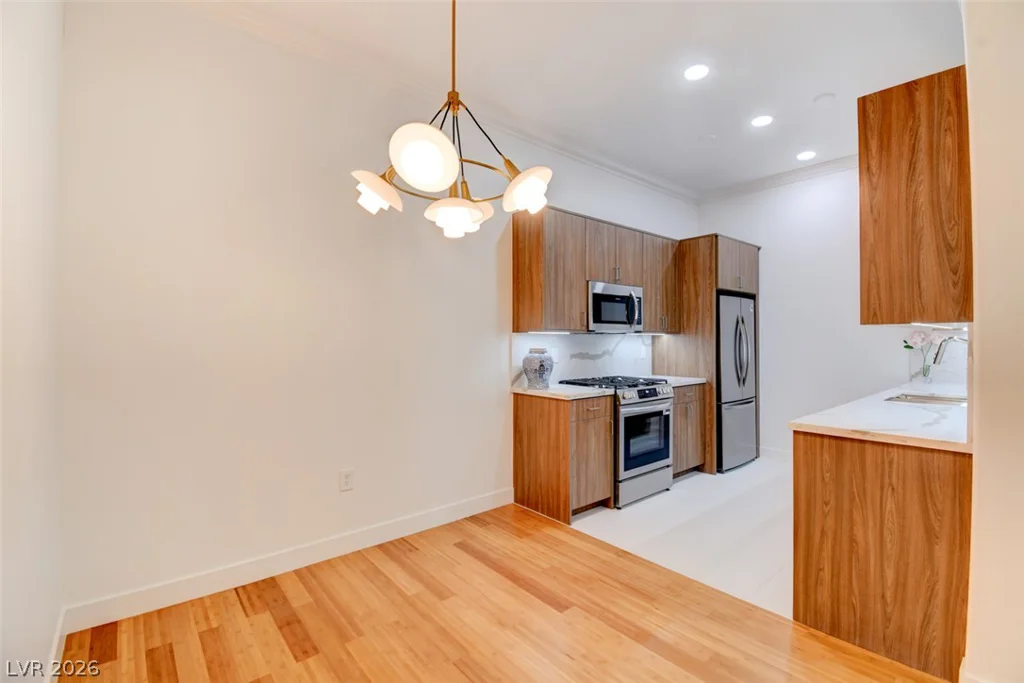 8985 Durango, Las Vegas, NV 89113