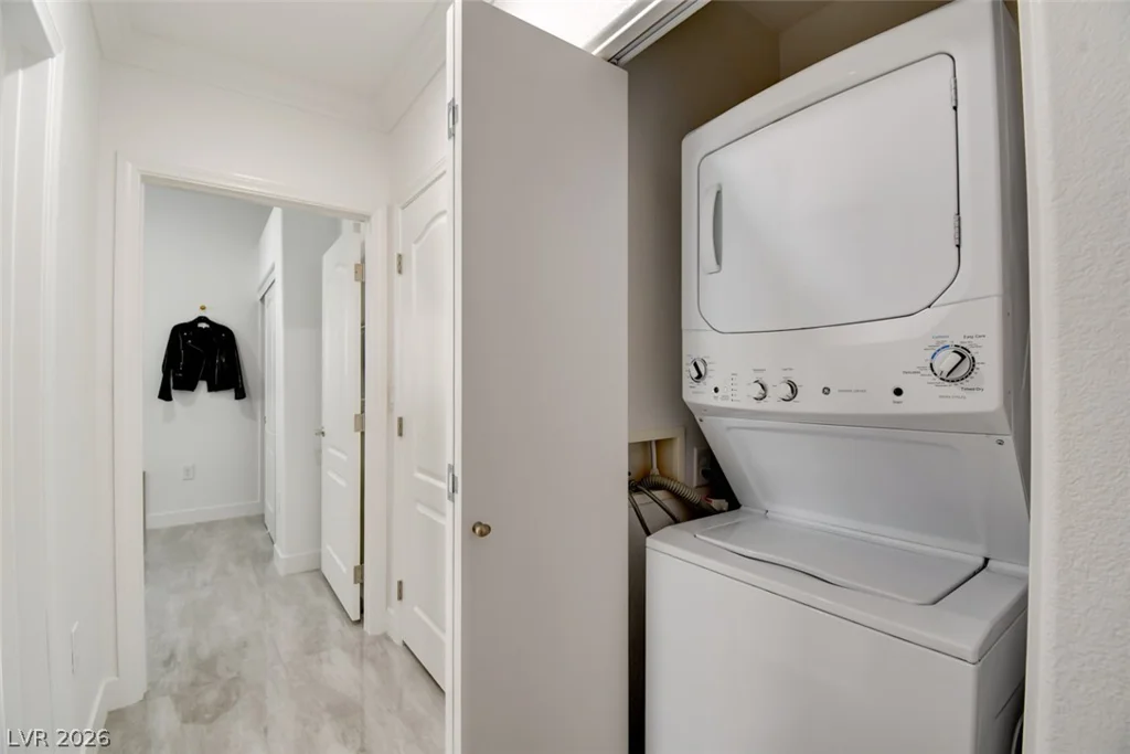 8985 Durango, Las Vegas, NV 89113