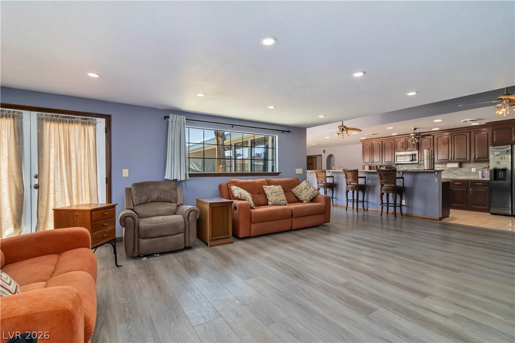 1727 Cherokee, Las Vegas, NV 89169