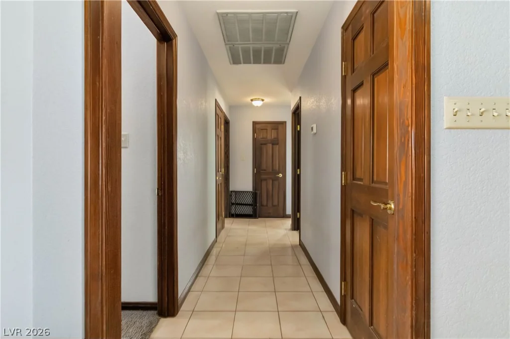 1727 Cherokee, Las Vegas, NV 89169