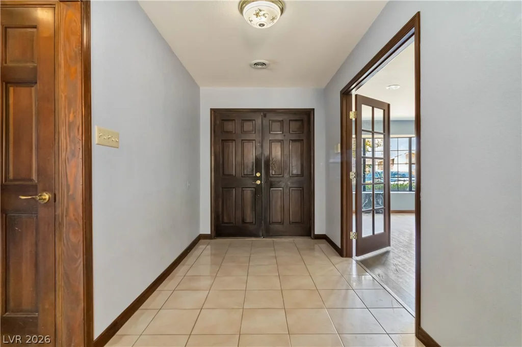 1727 Cherokee, Las Vegas, NV 89169