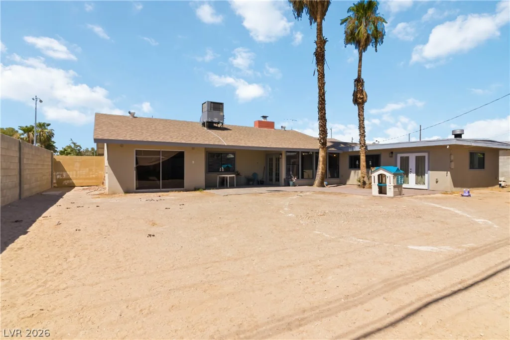 1727 Cherokee, Las Vegas, NV 89169