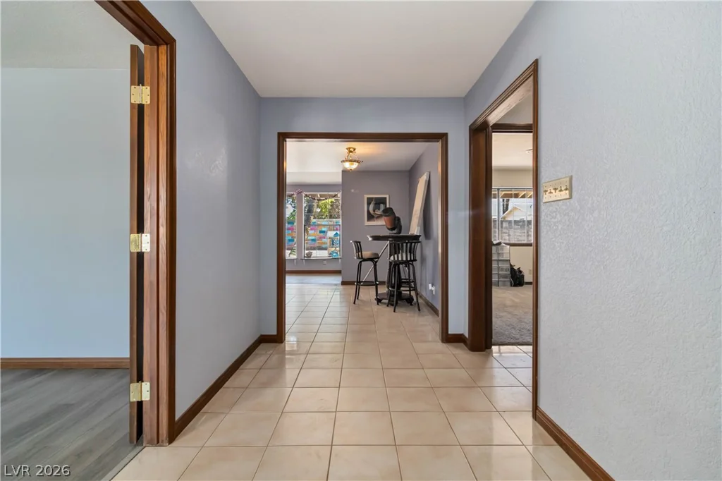 1727 Cherokee, Las Vegas, NV 89169