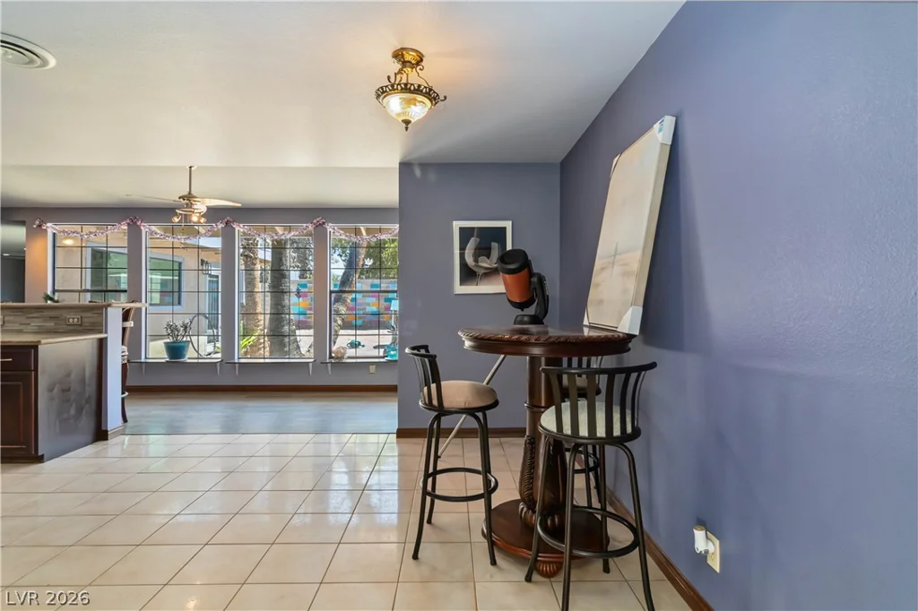 1727 Cherokee, Las Vegas, NV 89169