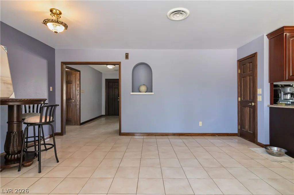 1727 Cherokee, Las Vegas, NV 89169