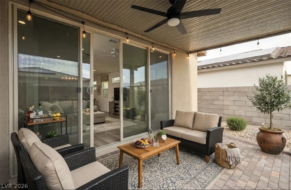 9958 Egan Valley, Las Vegas, NV 89166