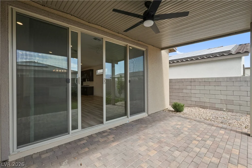 9958 Egan Valley, Las Vegas, NV 89166