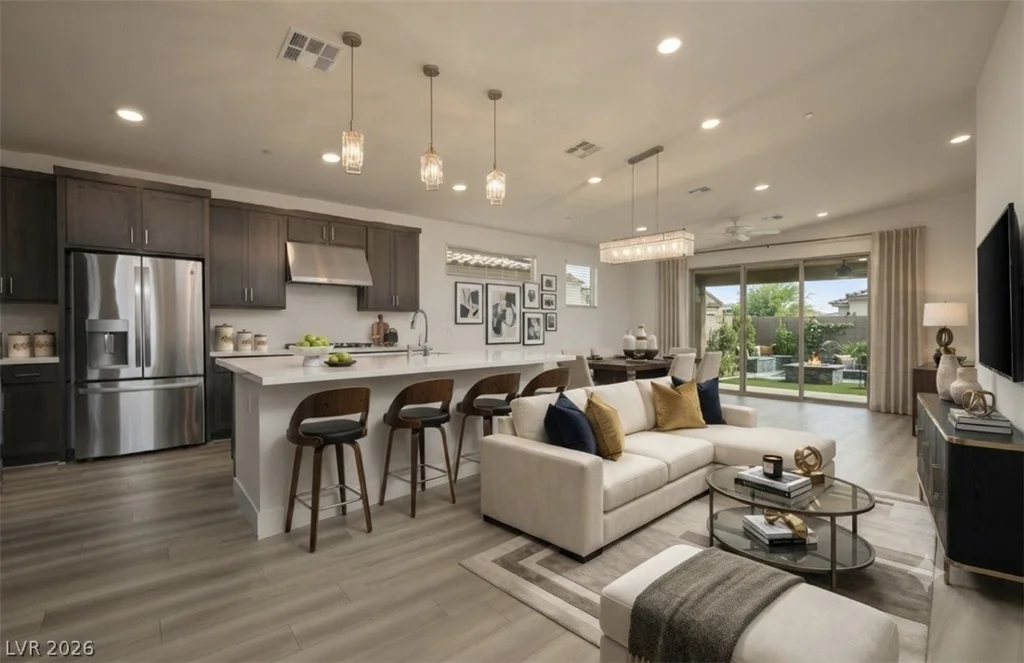 9958 Egan Valley, Las Vegas, NV 89166