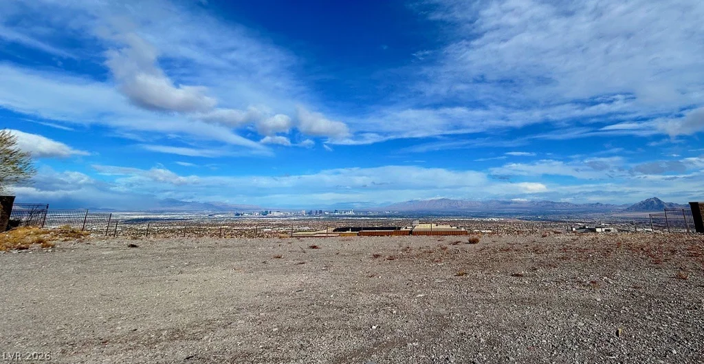 7 Sky Arc, Henderson, NV 89012