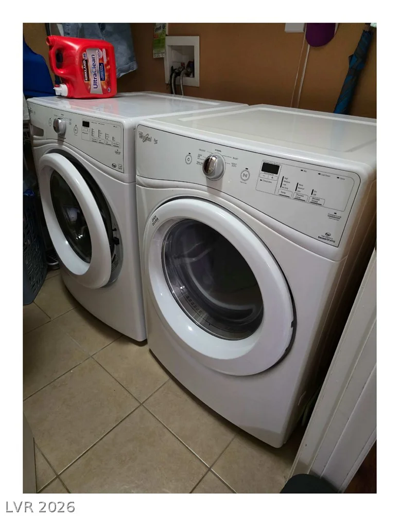 720 Antique Silver, North Las Vegas, NV 89032