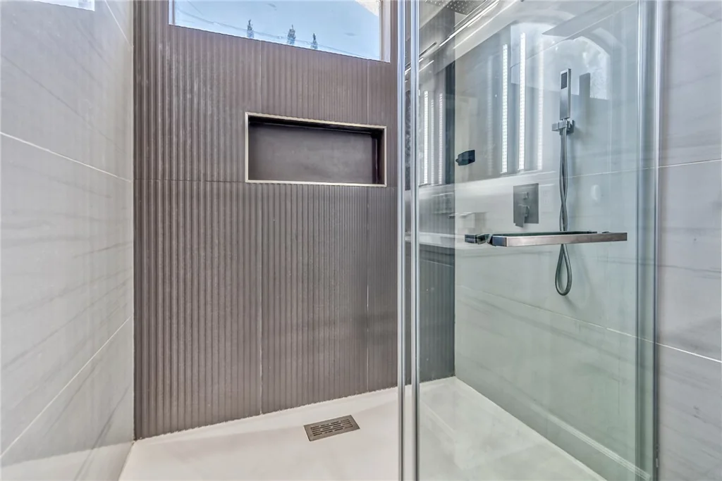 1041 VENETIAN HILLS, Las Vegas, NV 89144