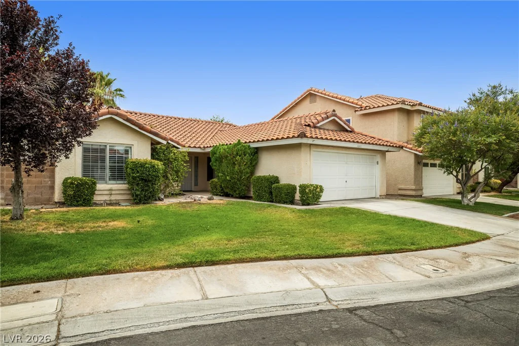 2803 Camelback, Henderson, NV 89074