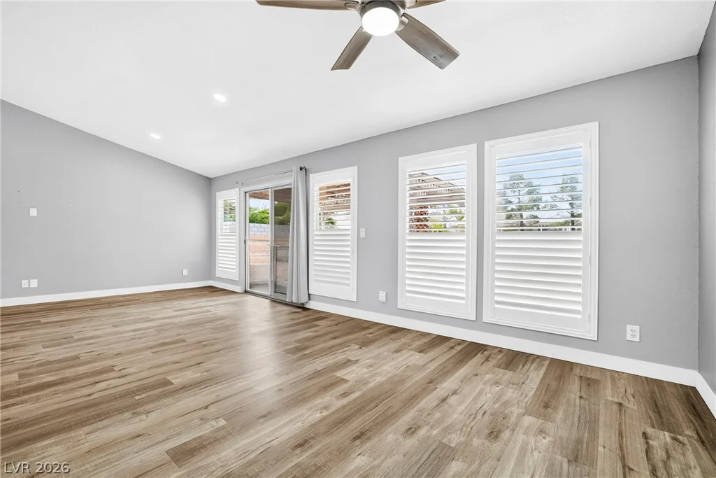 2803 Camelback, Henderson, NV 89074