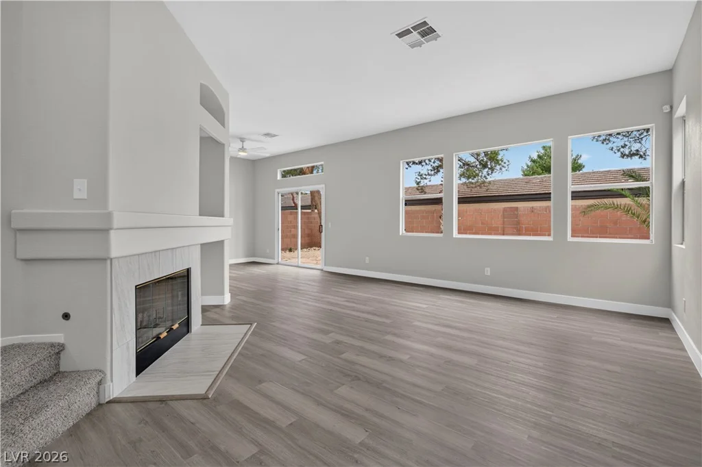 1836 Fossil Butte, North Las Vegas, NV 89032