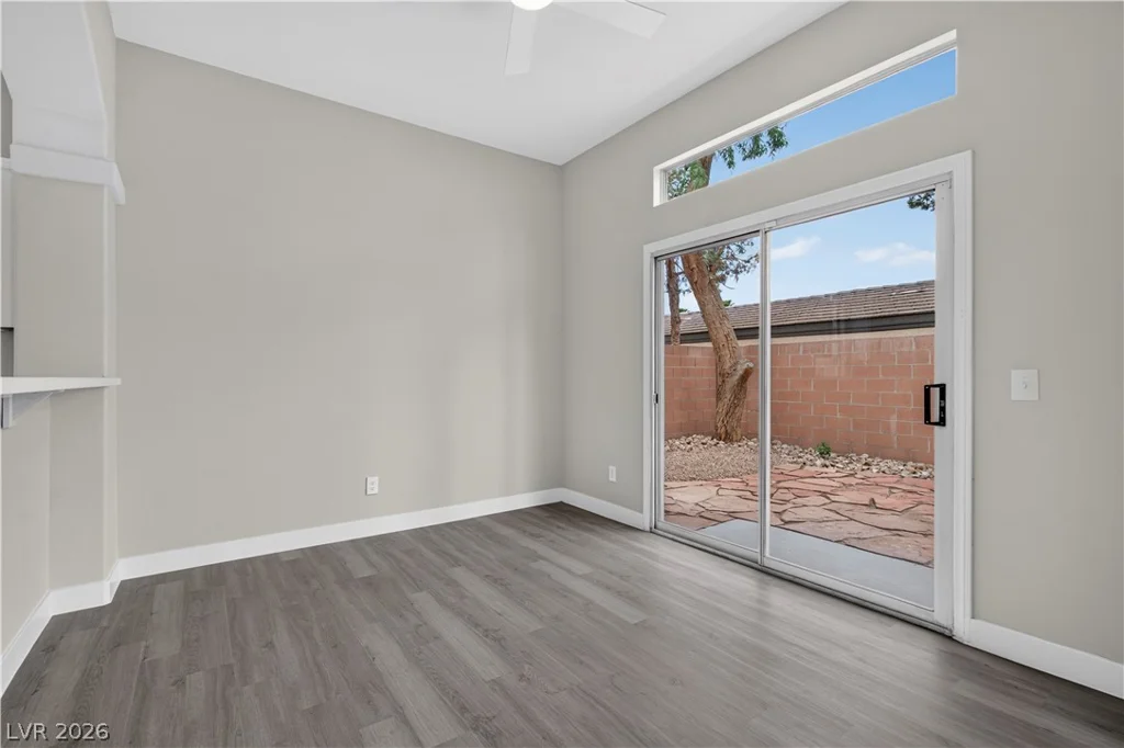 1836 Fossil Butte, North Las Vegas, NV 89032