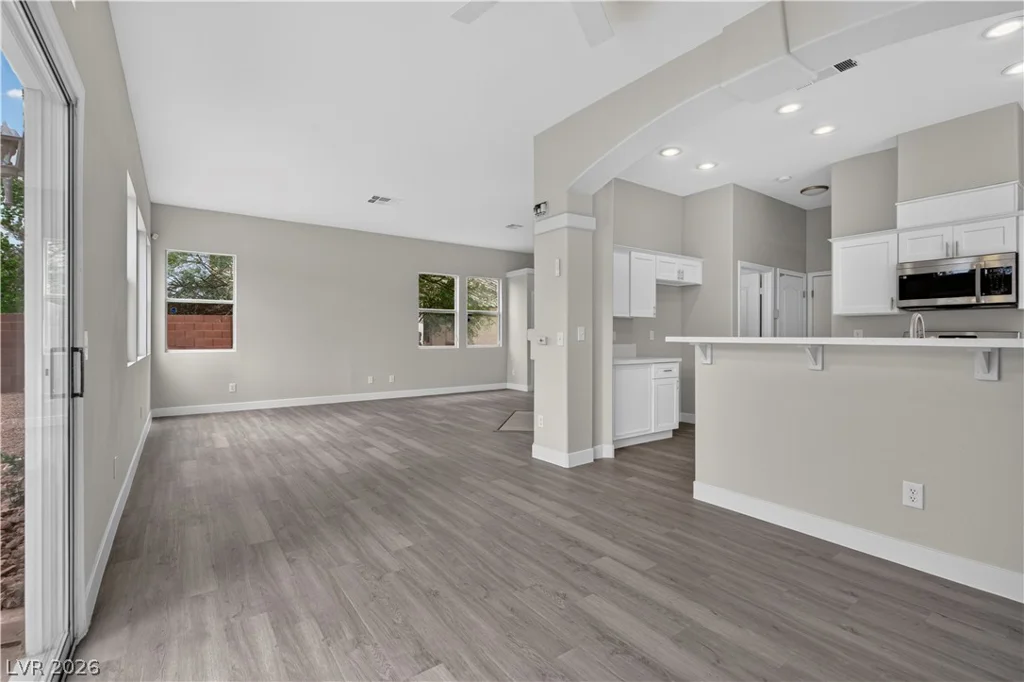 1836 Fossil Butte, North Las Vegas, NV 89032
