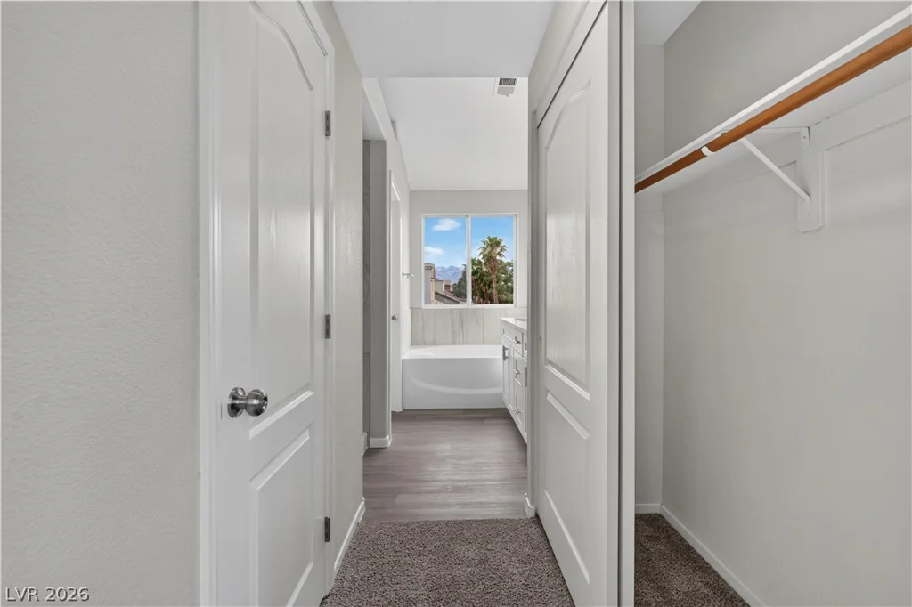 1836 Fossil Butte, North Las Vegas, NV 89032