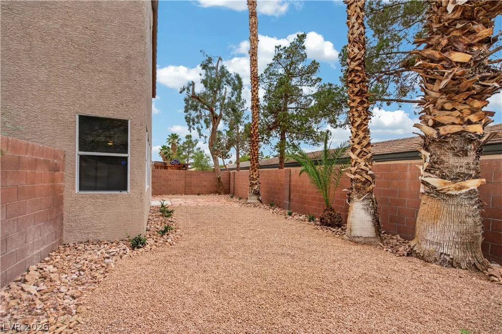 1836 Fossil Butte, North Las Vegas, NV 89032