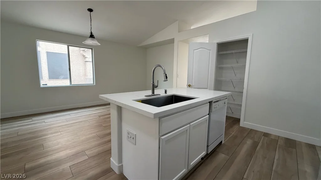 4044 Misty Lilac, Las Vegas, NV 89122