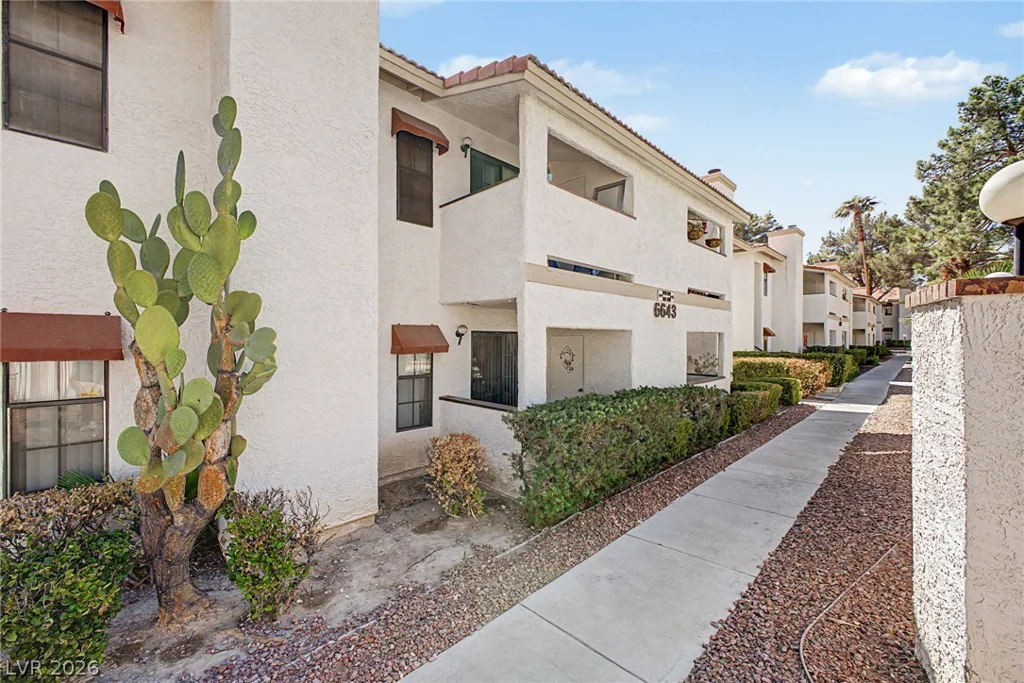 6643 Tropicana, Las Vegas, NV 89103